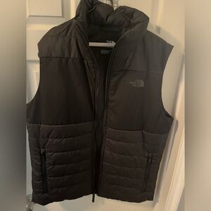 The North Face men’s large puffer vest
